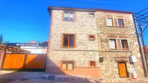 Gaia Taş Konak Geyikli