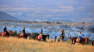Kapadokyada Atlı Safari