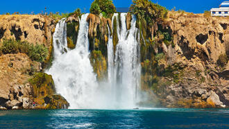 Lara Gezilecek Yerler ve Tarihi Yerler