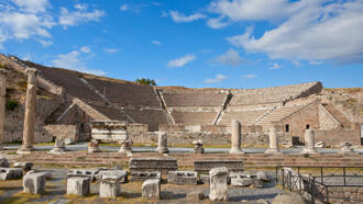 Bergama Gezilecek Yerler ve Tarihi Yerler