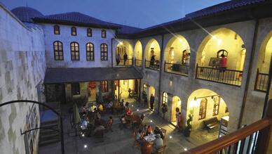 Tarihi Gümrük Hanı