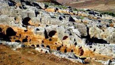 Turuş Kaya Mezarları