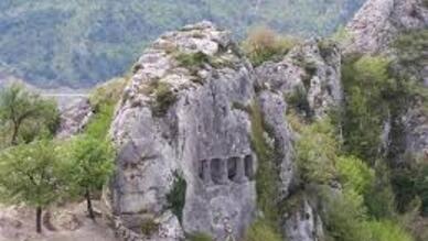 Boyabat Kaya Mezarları