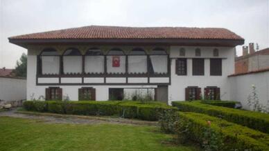 Yenişehir Şemaki Evi Müzesi