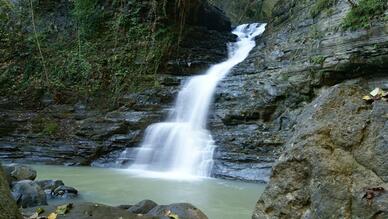 Kabaceviz Şelaleleri