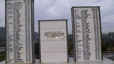 Cumhuriyet Şehitleri Anıtı