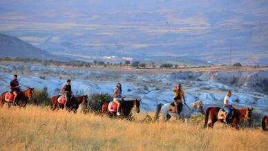 Kapadokyada Atlı Safari