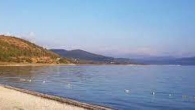 Yeşilova Halk Plajı