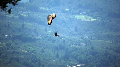 Gölyaka Yamaç Paraşütü 