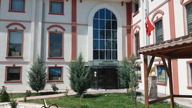 Çamardı Öğretmenevi ve Akşam Sanat Okulu