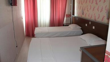 Selçuk Öğretmenevi ve Akşam Sanat Okulu