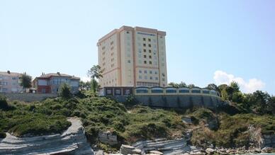 Akçakoca Öğretmenevi ve Akşam Sanat Okulu