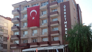 Çorum Öğretmenevi ve Akşam Sanat Okulu