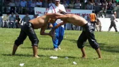 Geleneksek Tarihi Fevziye Yağlı Güreşleri