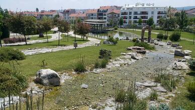 Toprak Dede Hayrettin Karaca Parkı