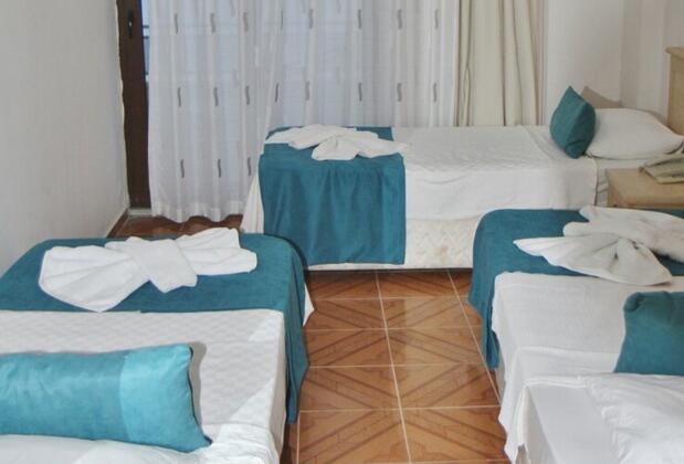 George & Dragon Beach Hotel - Görsel 4