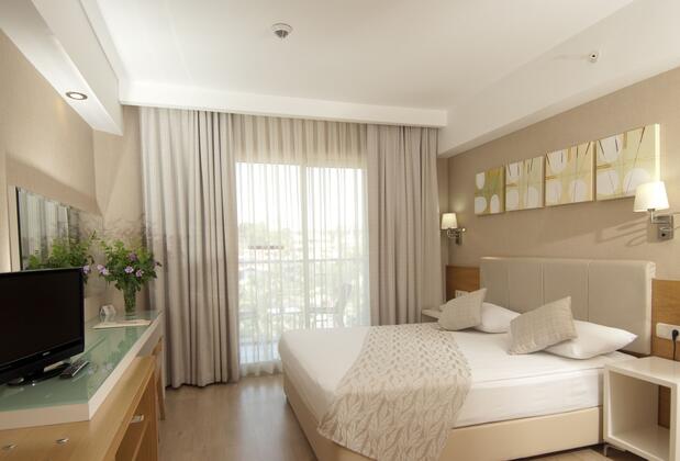 Trendy Palm Beach Hotel - Görsel 31