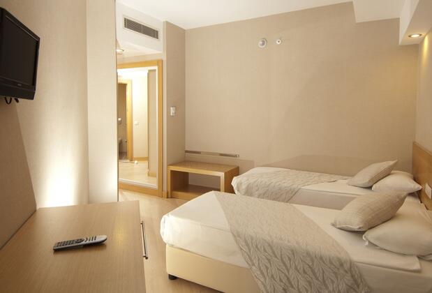 Trendy Palm Beach Hotel - Görsel 30