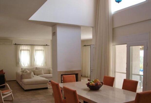 Moonstone House - Görsel 6