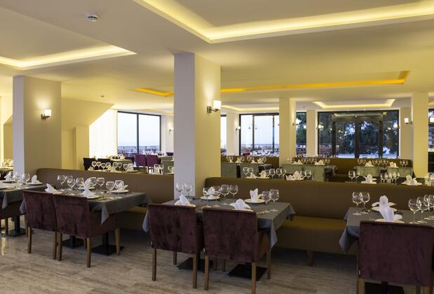 Neopol Hotel Deluxe - Görsel 11