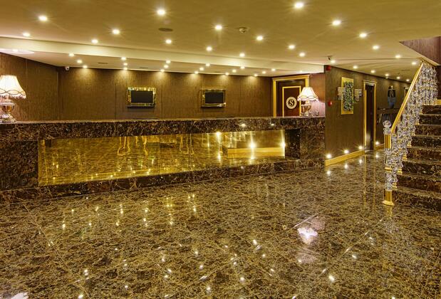 S White Hotel - Görsel 6