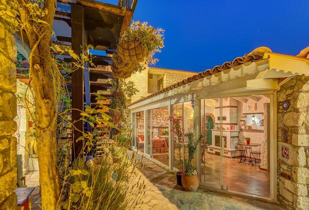 Alaçatı Eski Ev Hotel - Görsel 3