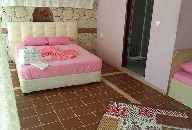 Yona Motel Çeşme - Görsel 12