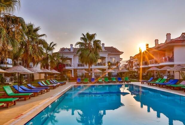 Golden Life Blue Green Residence - Görsel 13