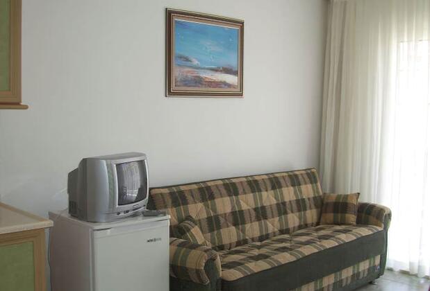 Fora Apart Otel Çeşme - Görsel 18