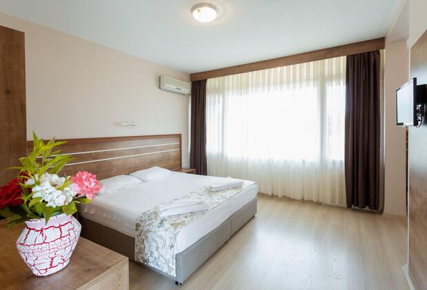 Palm Beach Otel Küçükkuyu - Görsel 15