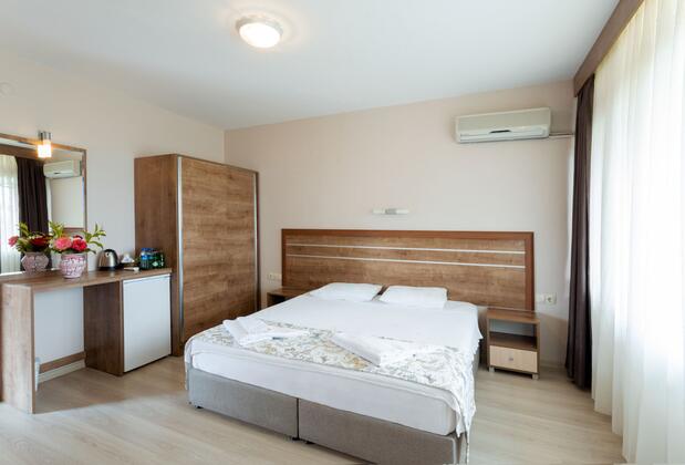 Palm Beach Otel Küçükkuyu - Görsel 16