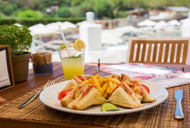 Yaz Beach Hotel - Görsel 26