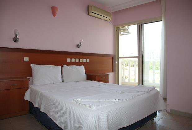 Hotel Holiday Apart - Görsel 4