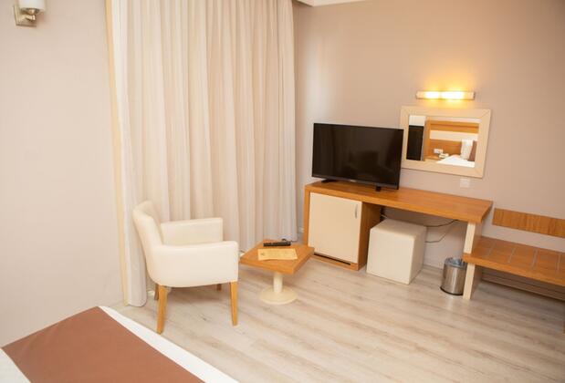 Uptown Büyük Anadolu Girne Hotel - Görsel 8