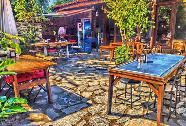 Birgi Otel Saliha Hanım Taş Konak - Görsel 3