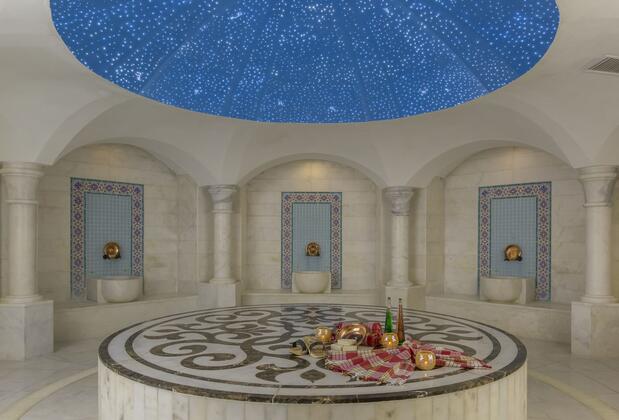 Royal Dragon Hotel - Görsel 21