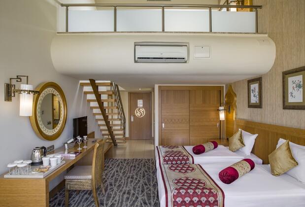 Royal Dragon Hotel - Görsel 12