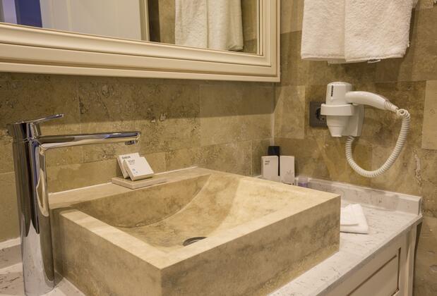 Royal Comfort Hotel - Görsel 31