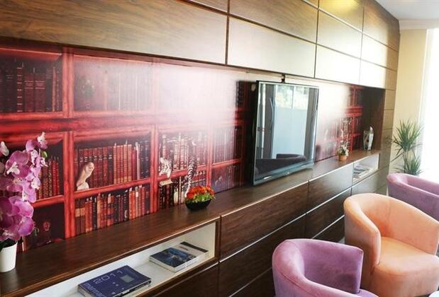 Work & Home Hotel Suites - Görsel 5