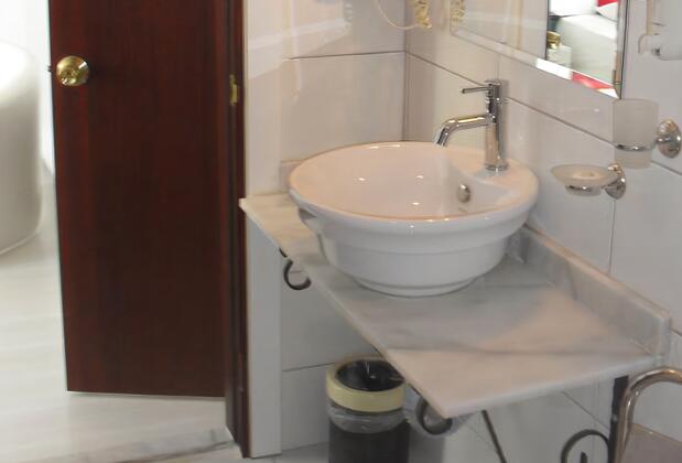 Lucky Monkey Hotel - Görsel 20