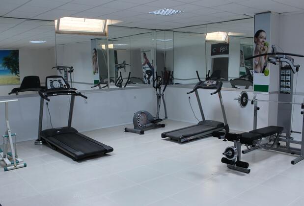 Hun Club - Görsel 5