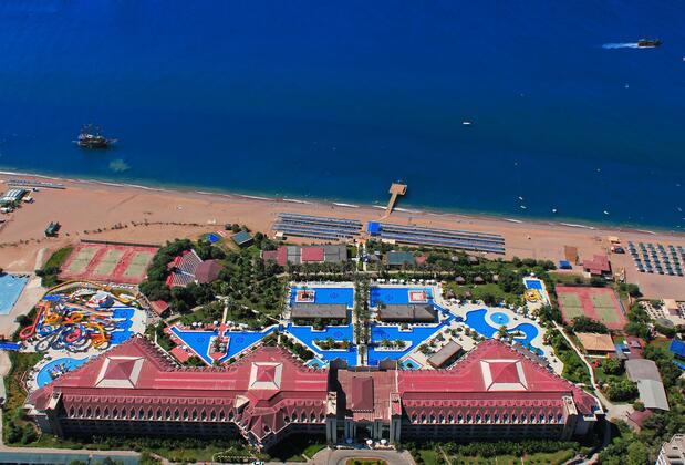 Azura Deluxe Resort & Aqua Sorgun - Görsel 3