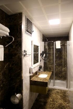 Emirtimes Hotel Tuzla - Görsel 17