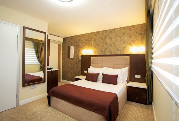 End Glory Hotel - Görsel 22