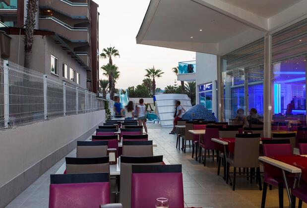 Infinity Beach Hotel - Görsel 12