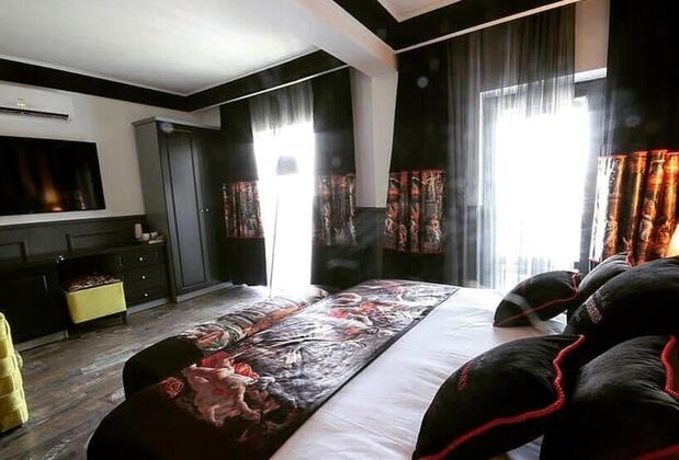 Art & Interiors Boutique Hotel - Görsel 9