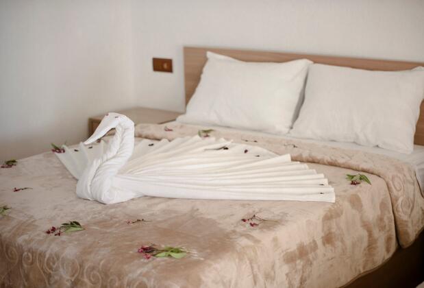 Ephesus Hillside - Görsel 10