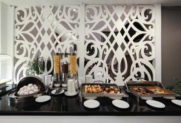 White Monarch Hotel - Görsel 10