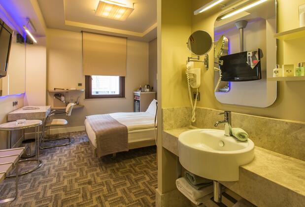 The Peak Hotel - Görsel 10