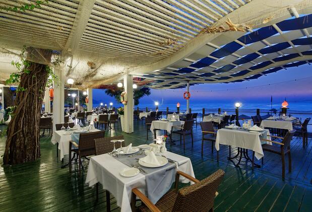 Crystal Aura Beach Resort Spa - Görsel 25